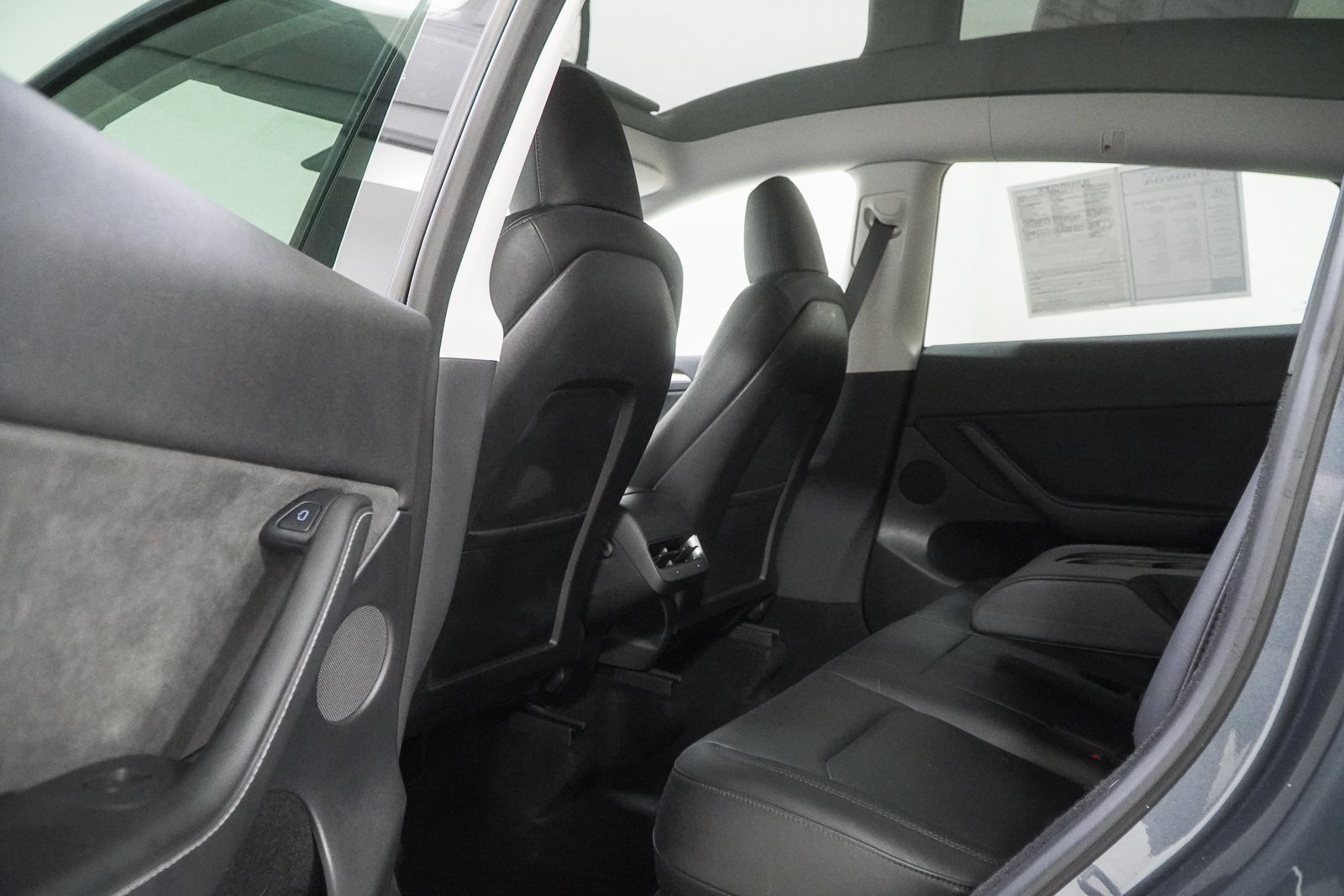 Used 2023 Tesla Model Y Long Range image 42