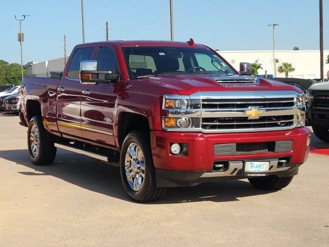 Used 2019 Chevrolet Silverado 2500 High Country w/ Duramax Plus Package AWD/4WD image 3