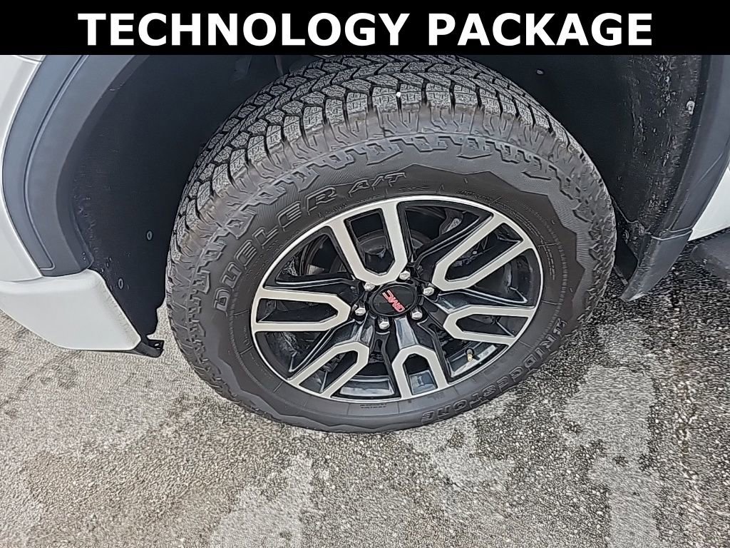 Used 2022 GMC Sierra 1500 AT4 w/ Technology Package image 12