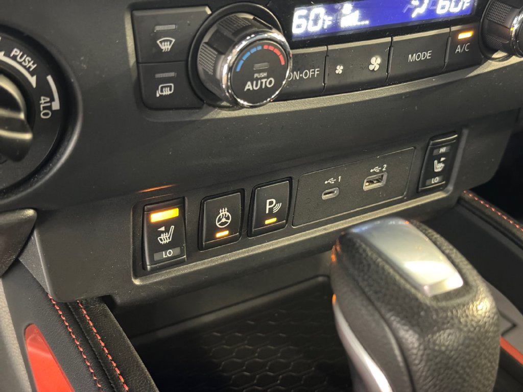 Used 2023 Nissan Frontier PRO-4X w/ Pro Convenience Package AWD/4WD image 30