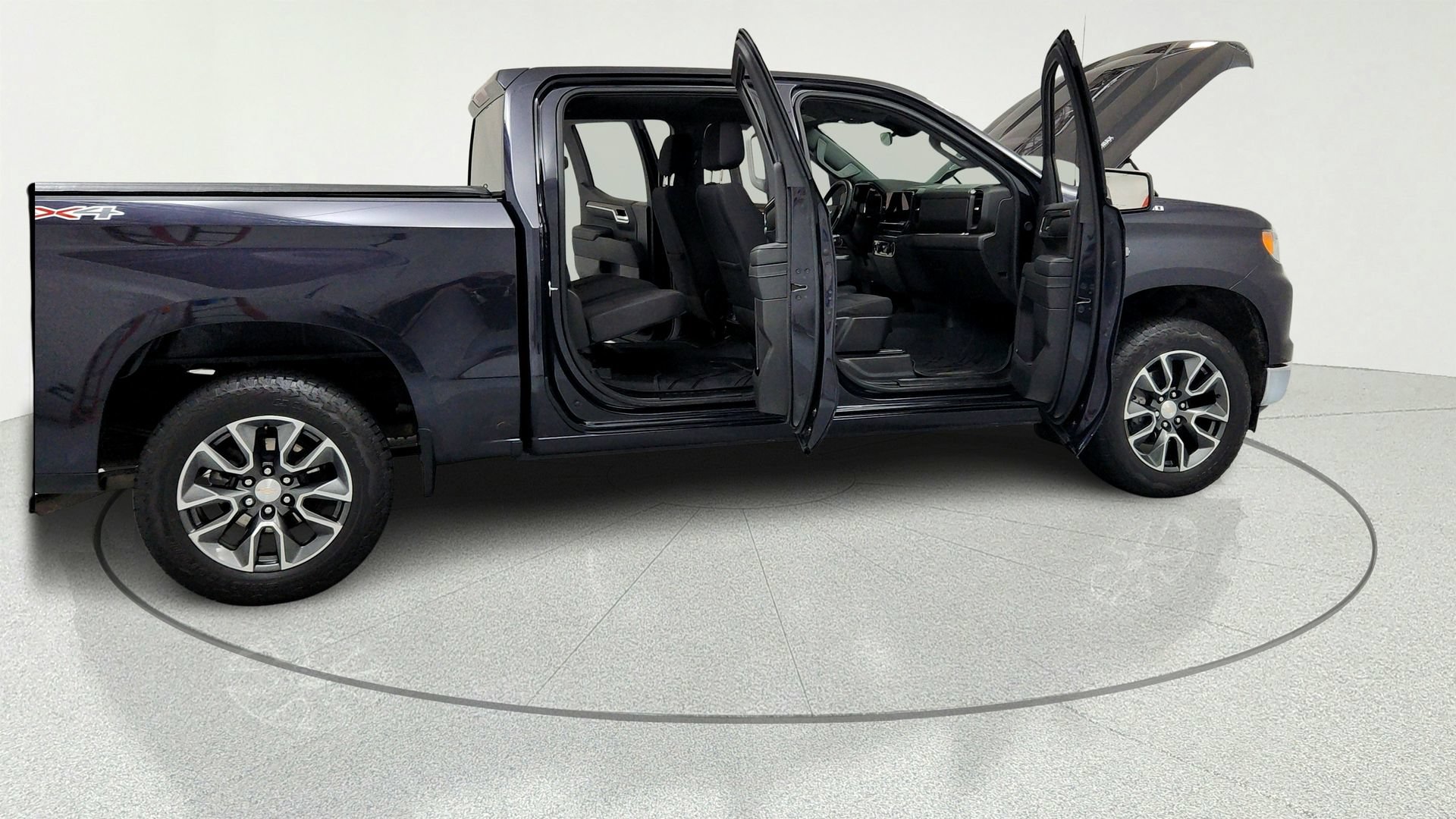 Used 2024 Chevrolet Silverado 1500 LT AWD/4WD image 13