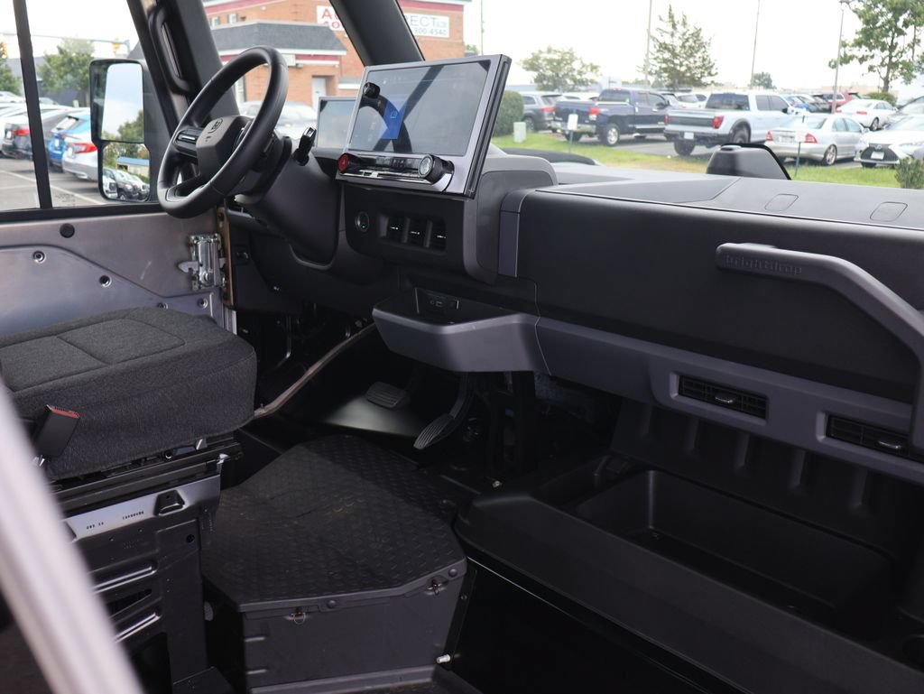 Used 2024 Chevrolet Brightdrop 600 w/ Commercial Equipment Package AWD/4WD image 11