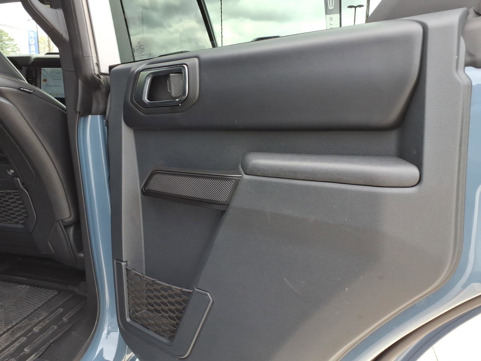 Used 2025 Ford Bronco Badlands image 10