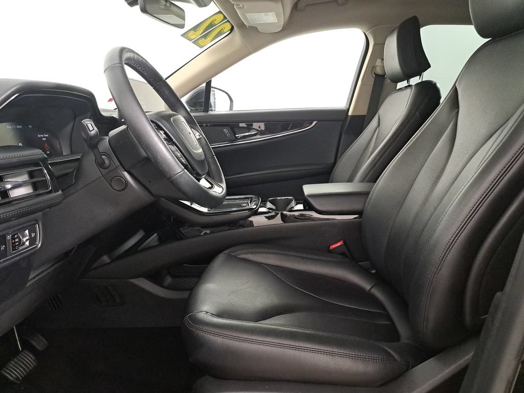 Certified 2022 Lincoln Nautilus FWD w/ Premium Package image 16