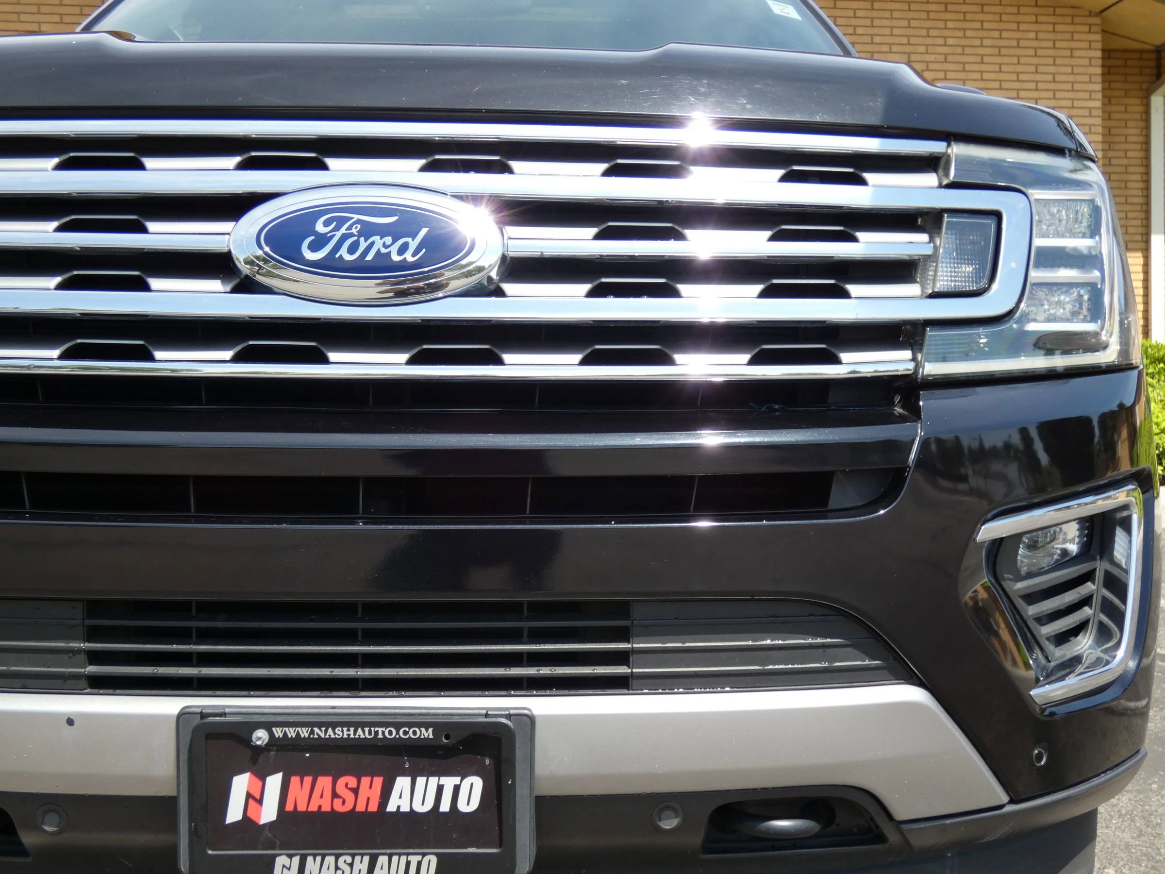 Used 2019 Ford Expedition Max Limited w/ Equipment Group 301A image 16