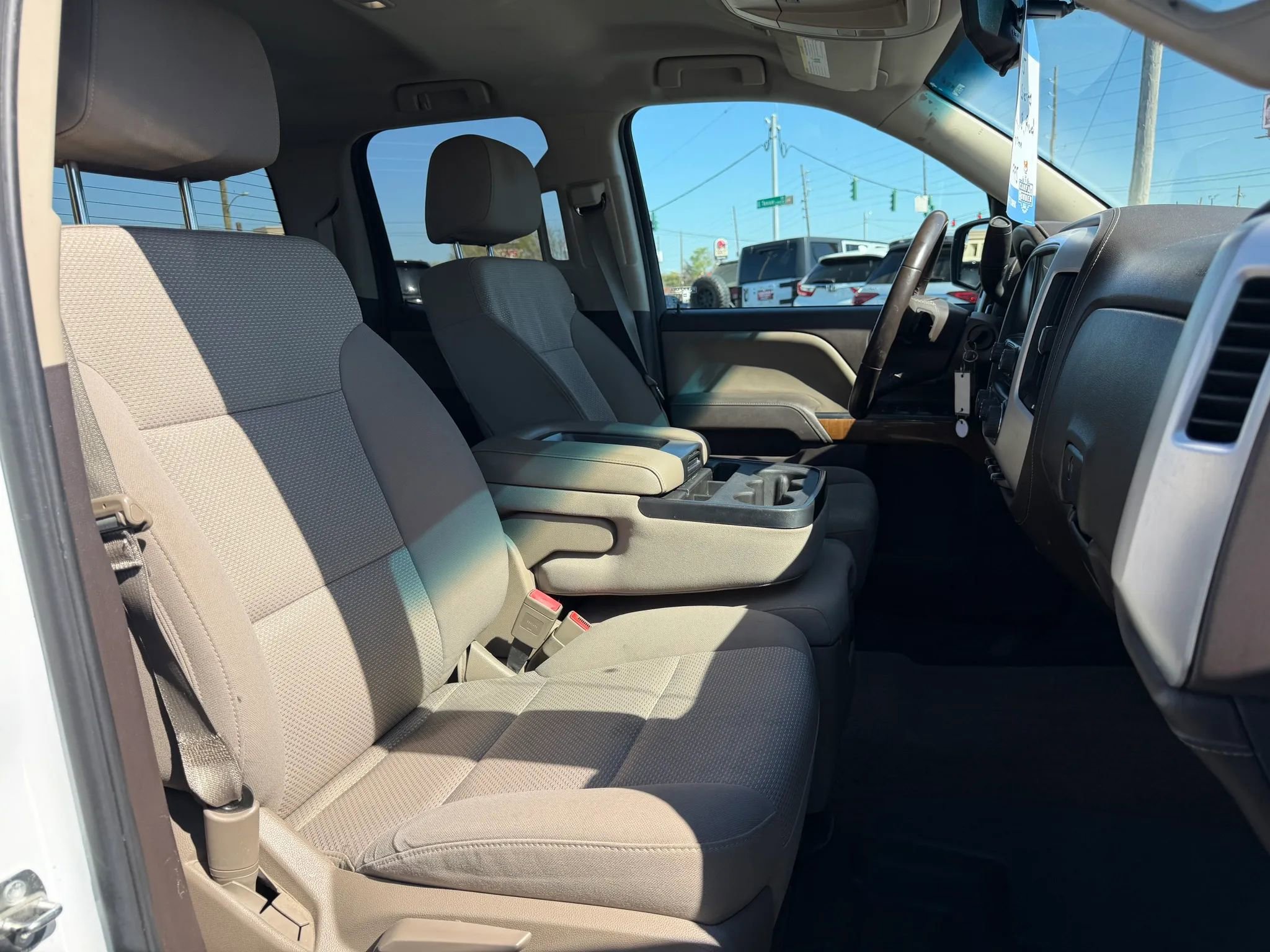 Used 2015 GMC Sierra 1500 SLE w/ SLE Value Package RWD image 9