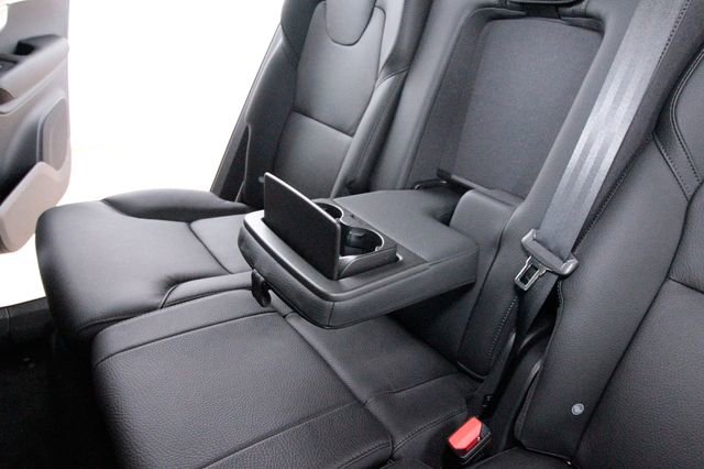 Certified 2025 Volvo XC90 B6 Plus w/ Protection Package Premier image 26