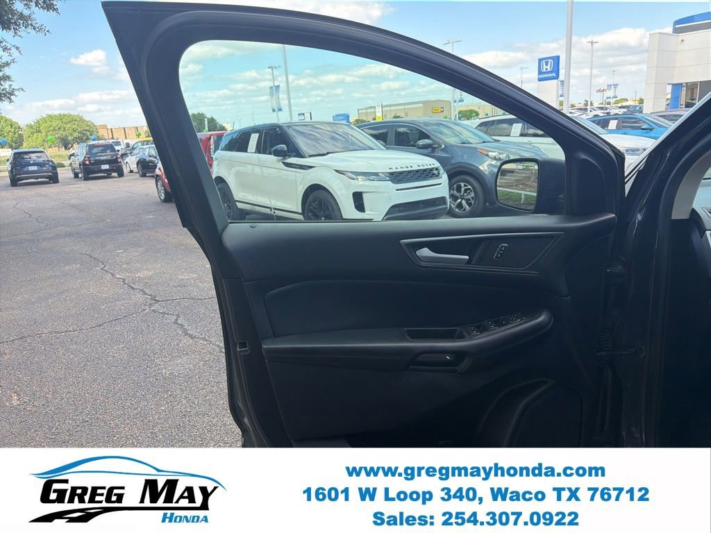 Used 2021 Ford Edge SE FWD image 8