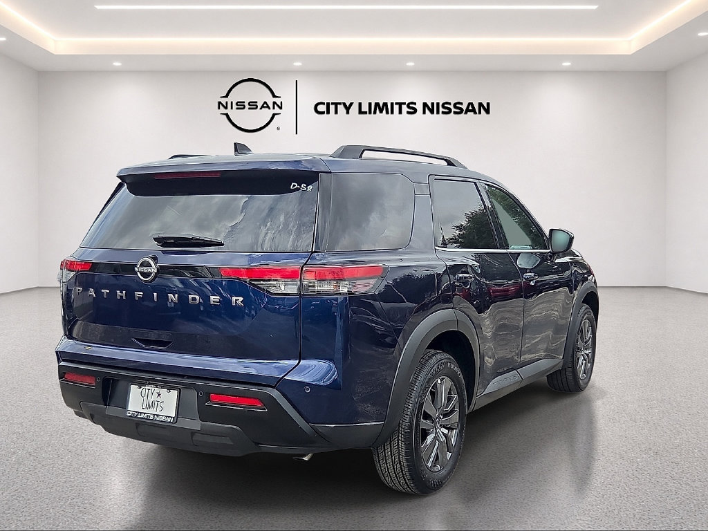 Used 2026 Nissan Pathfinder SV FWD image 6