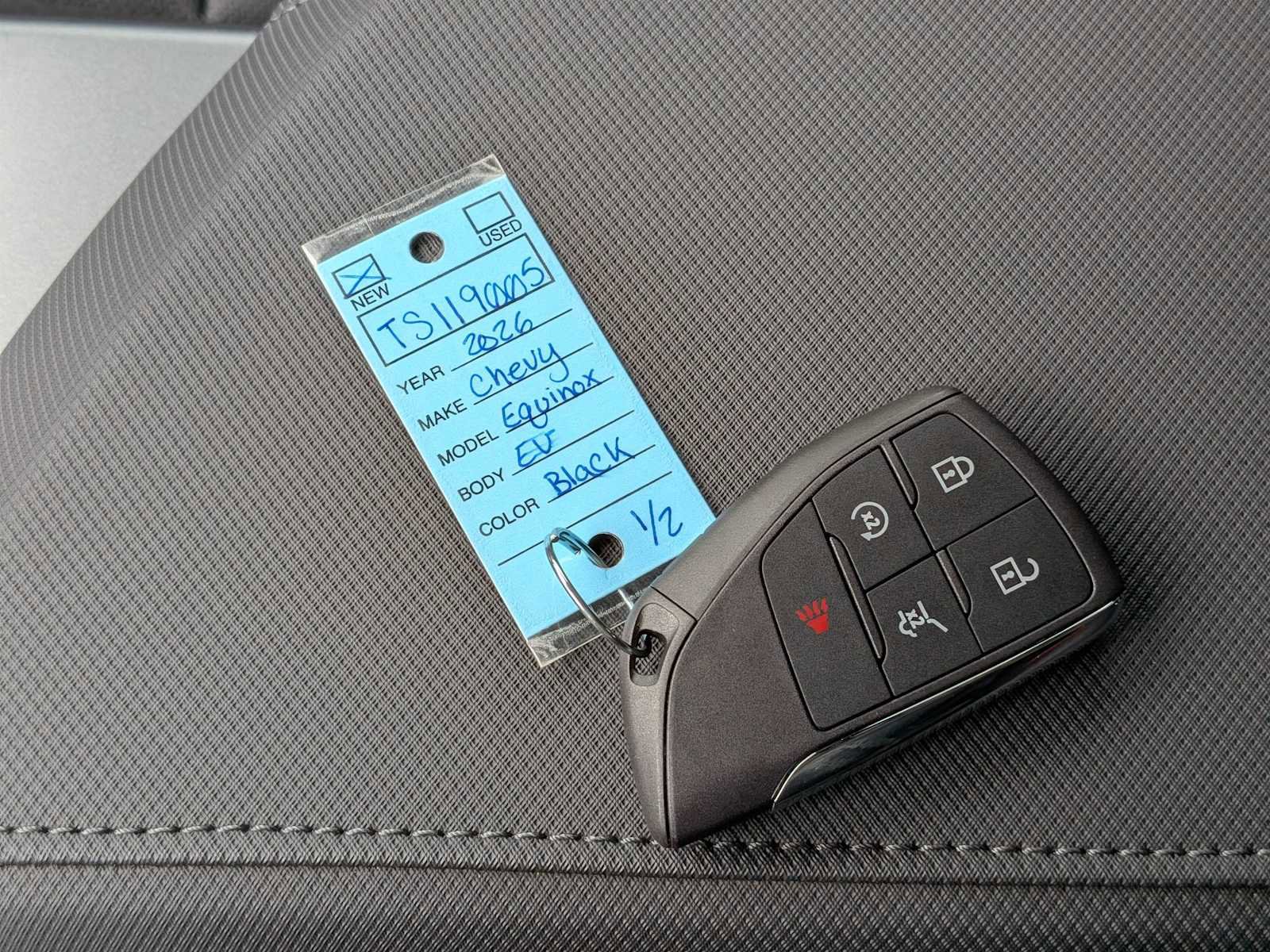 New 2026 Chevrolet Equinox EV RS image 34