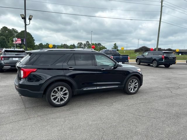 Used 2023 Ford Explorer Limited w/ Equipment Group 301A AWD/4WD image 16