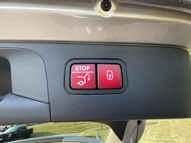 Used 2021 Mercedes-Benz GLC 300 image 7