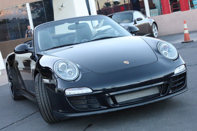 Used 2011 Porsche 911 Carrera GTS RWD image 2