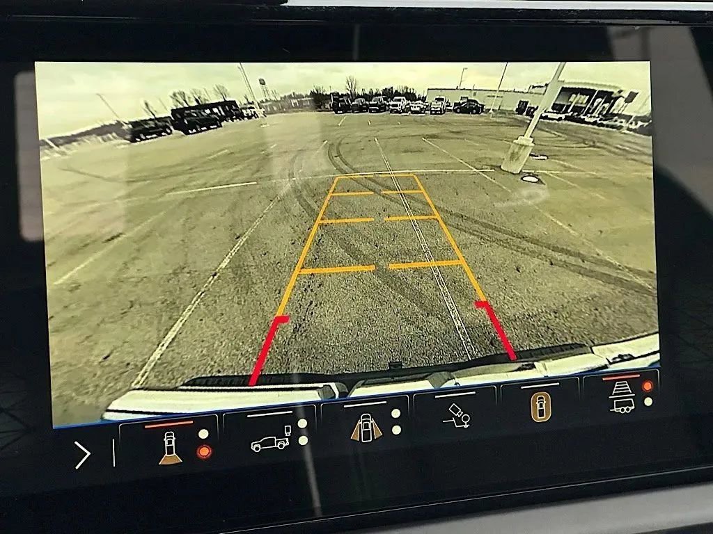 New 2026 GMC Sierra 1500 AT4X w/ LPO, Black Badging Package image 30