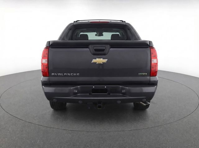 Used 2011 Chevrolet Avalanche LS w/ Texas Edition RWD image 6
