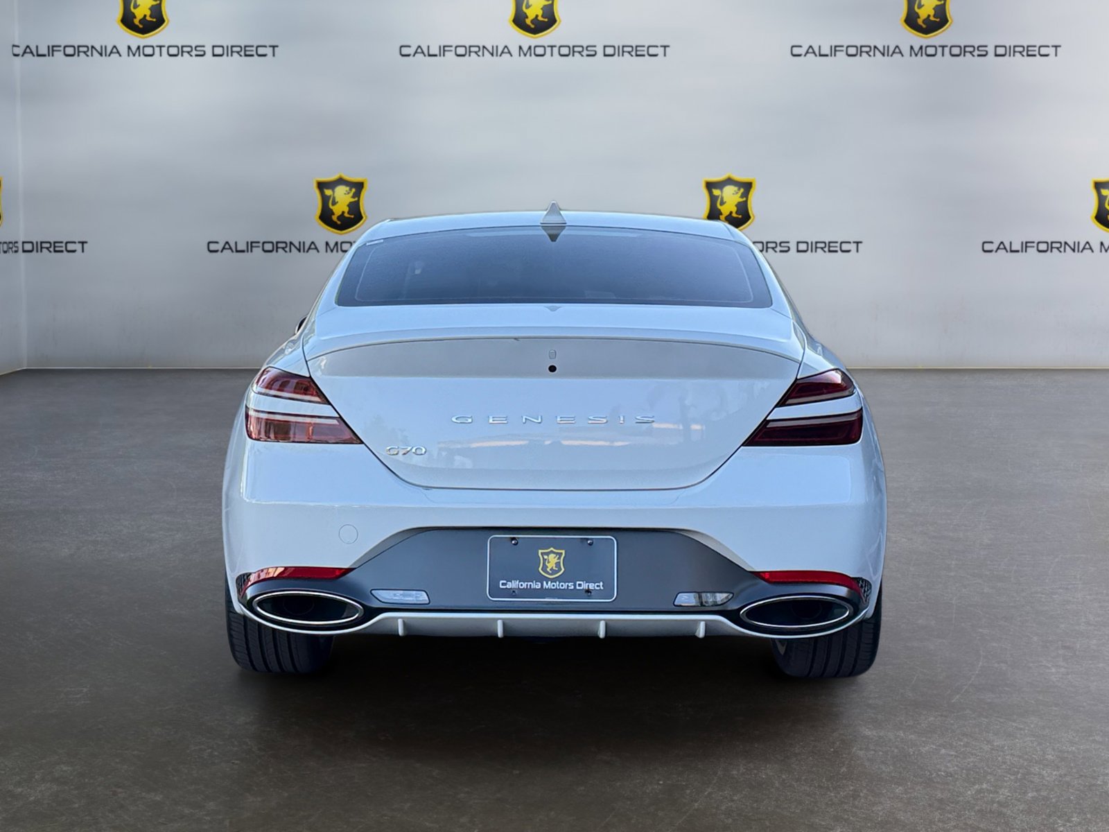 Used 2025 Genesis G70 2.5T image 4