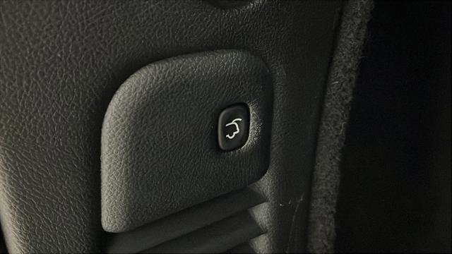 Used 2022 Dodge Durango R/T image 32