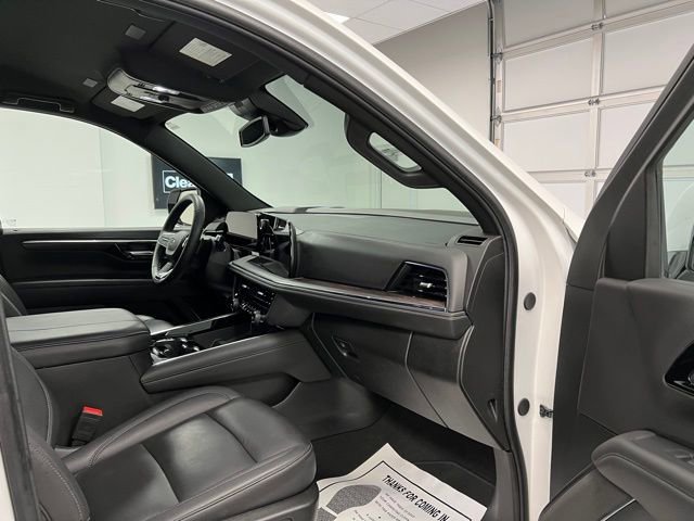 Used 2025 Chevrolet Tahoe Z71 image 59