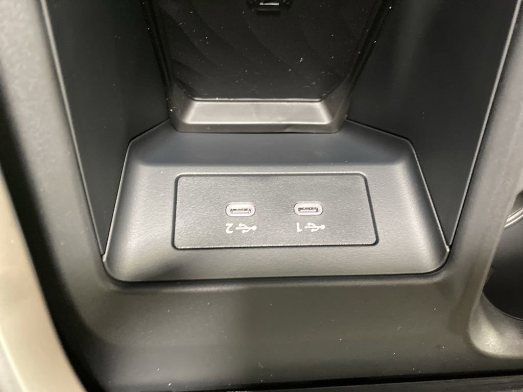 New 2025 Nissan Armada Platinum Reserve image 26