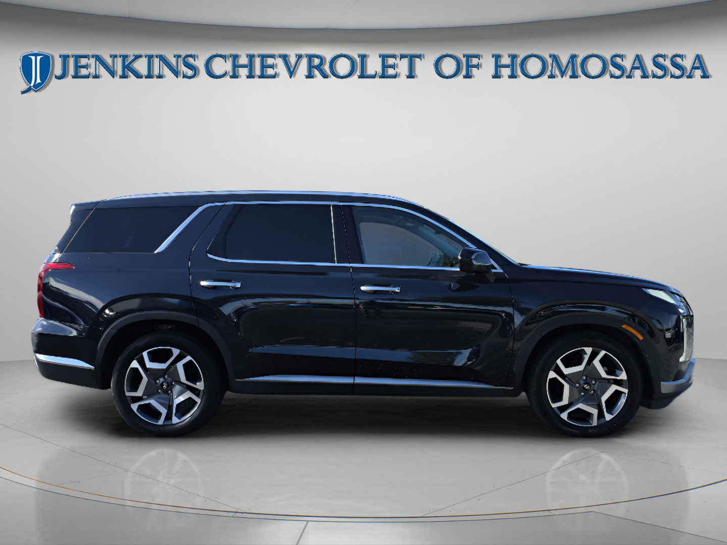 Used 2024 Hyundai Palisade Limited AWD/4WD image 3