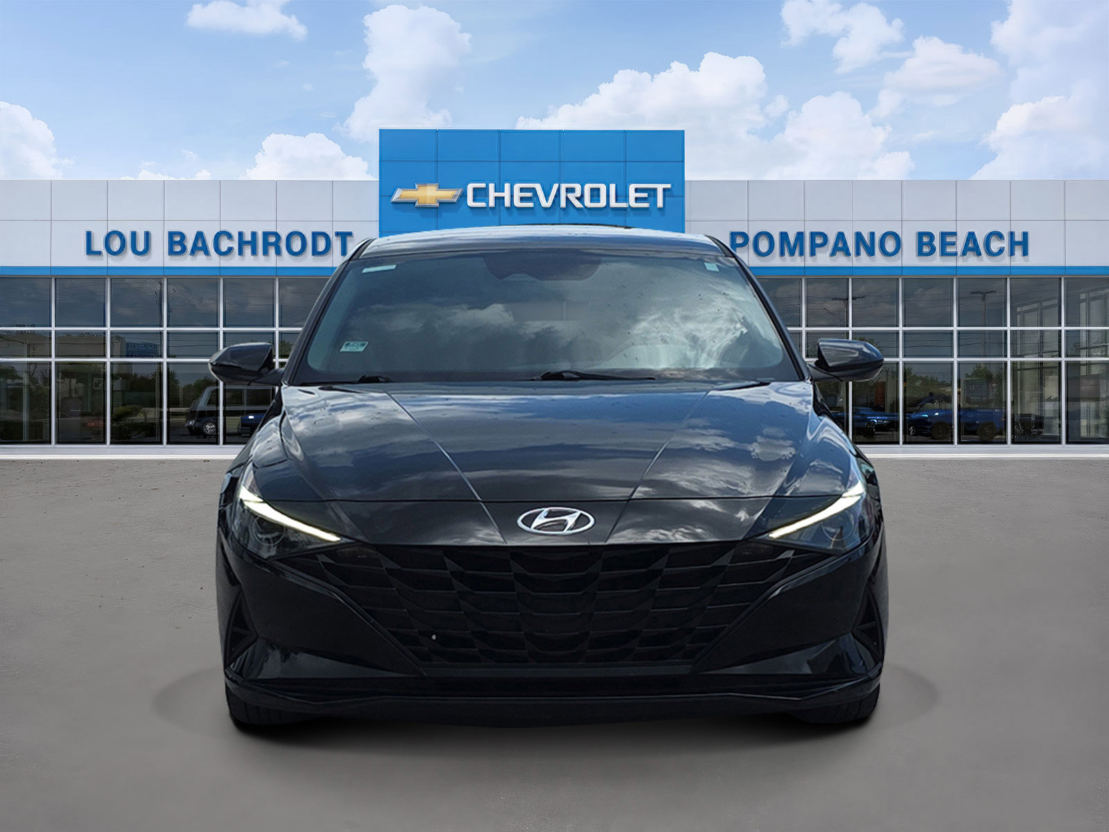 Used 2022 Hyundai Elantra SEL FWD image 2