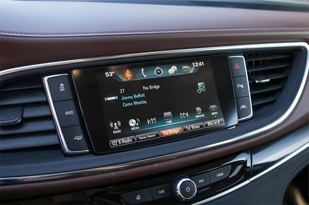 Used 2018 Buick Enclave Avenir w/ Avenir Technology Package image 16