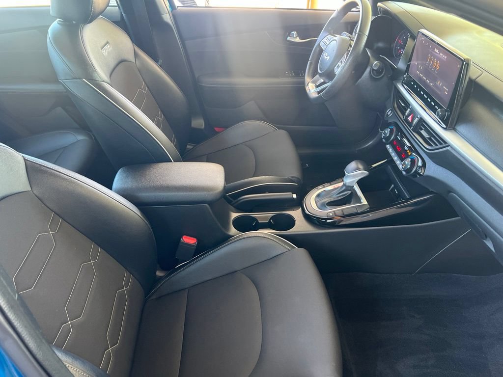 Certified 2022 Kia Forte GT-Line FWD image 18
