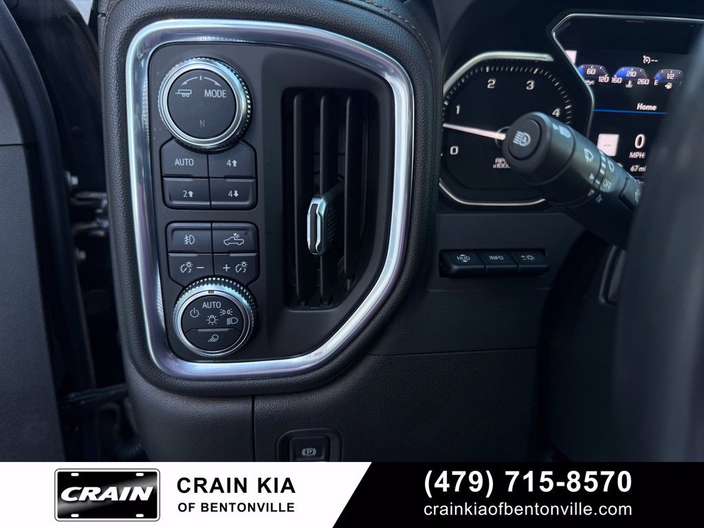 Used 2021 GMC Sierra 2500 AT4 w/ AT4 Premium Plus Package AWD/4WD image 12