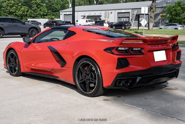 Used 2024 Chevrolet Corvette Stingray Premium Cpe w/ Z51 Performance Package RWD image 6