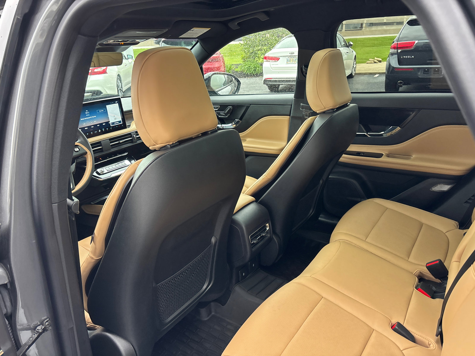 Certified 2023 Lincoln Corsair Reserve w/ Equipment Group 201A AWD/4WD image 28