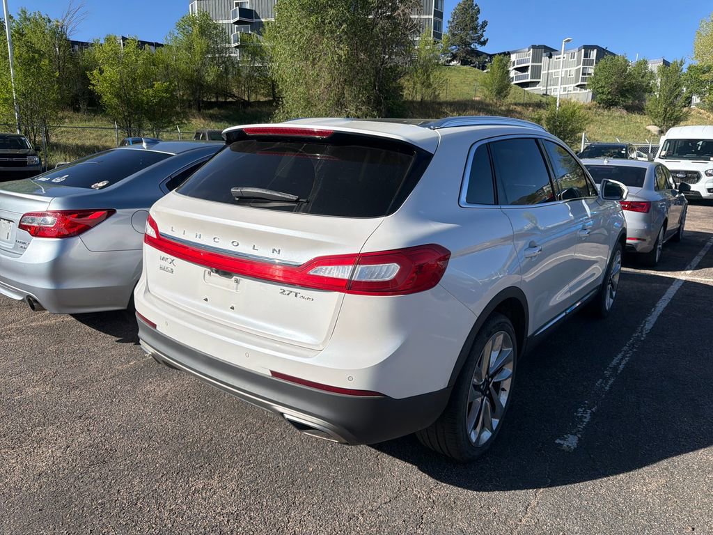 Used 2017 Lincoln MKX Reserve AWD/4WD image 9