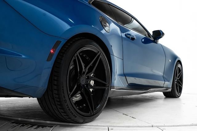 Used 2022 Chevrolet Camaro SS RWD image 15