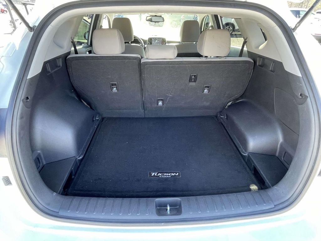 Used 2019 Hyundai Tucson SEL w/ Cargo Package image 11