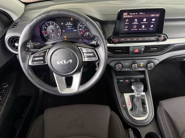 Used 2023 Kia Forte LXS image 10