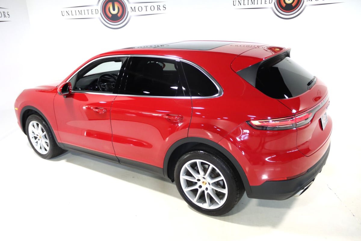 Used 2022 Porsche Cayenne Platinum Edition AWD/4WD image 11