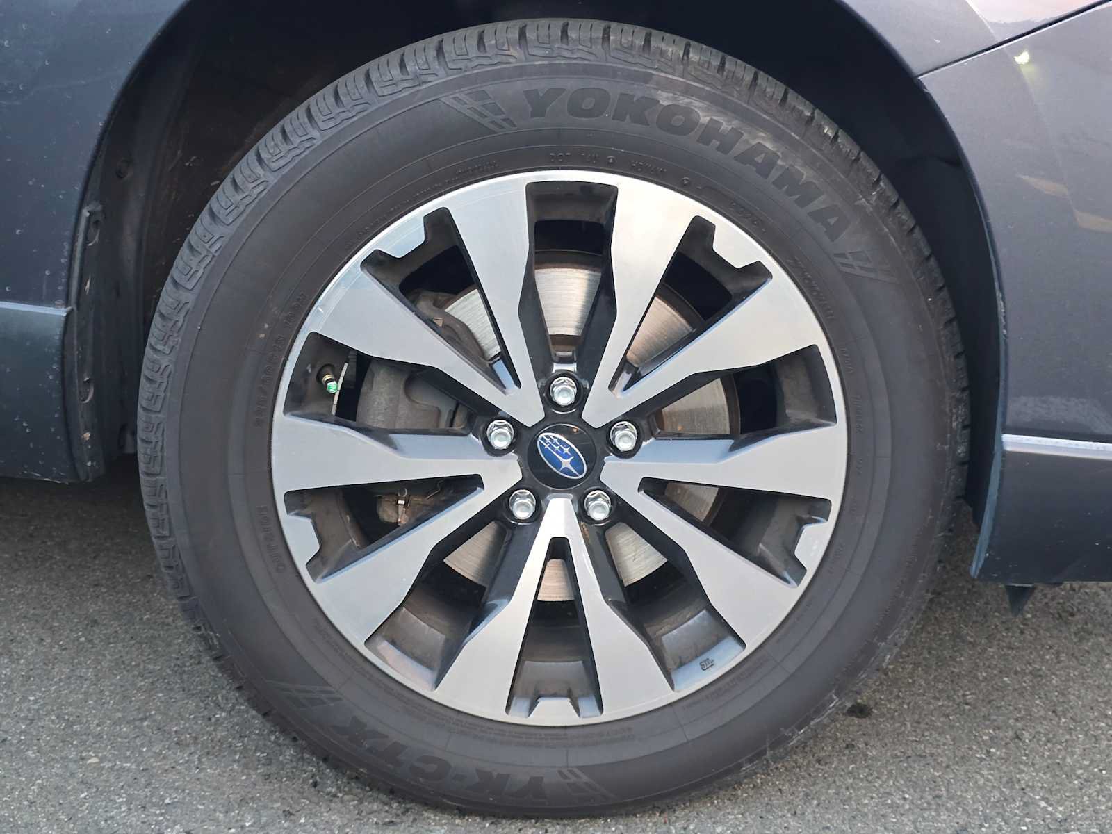 Used 2017 Subaru Outback 2.5i Limited AWD/4WD image 4