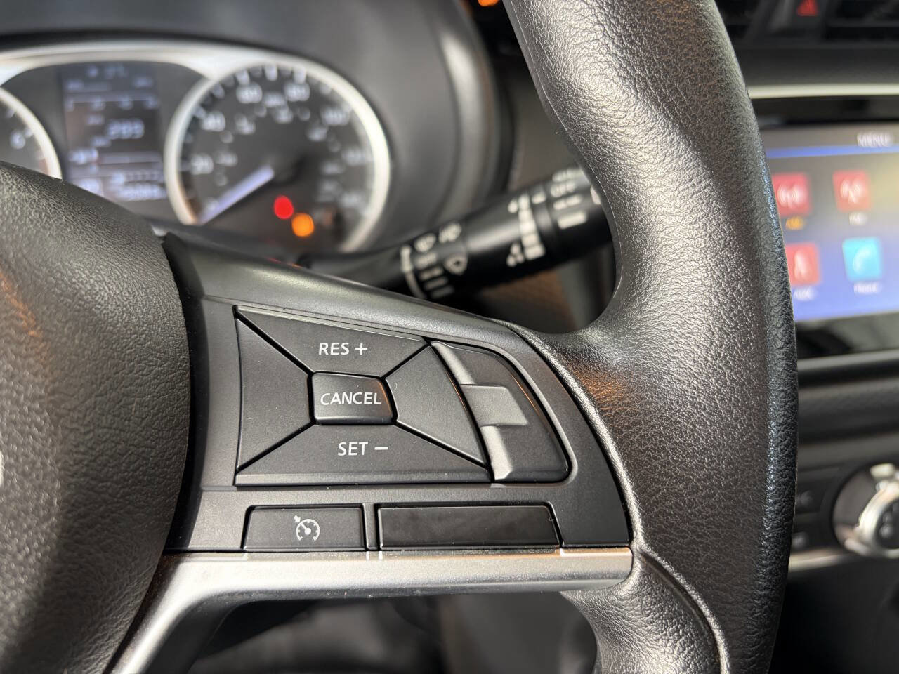 Used 2022 Nissan Kicks S image 14