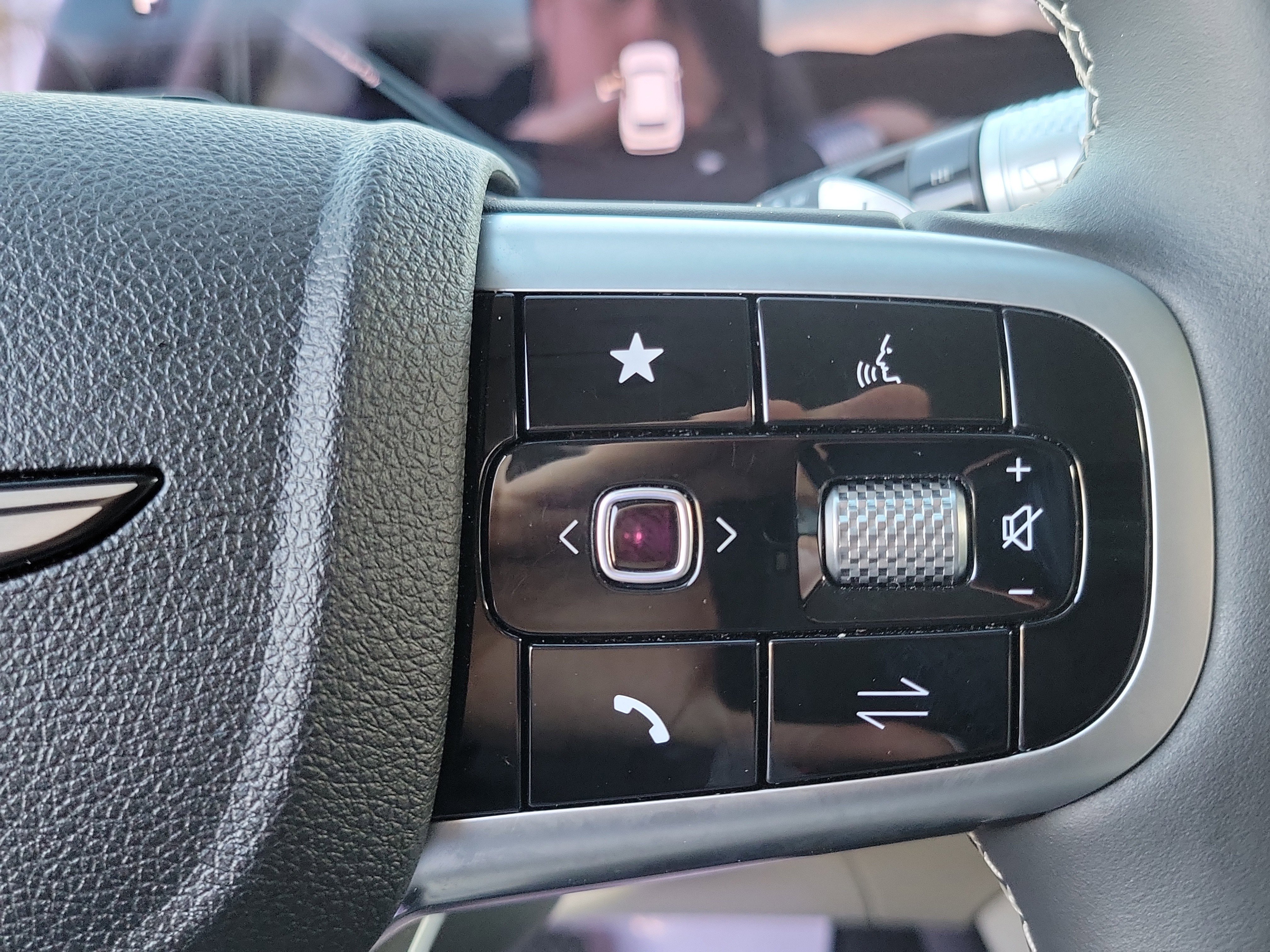 Certified 2026 Genesis GV70 2.5T image 9