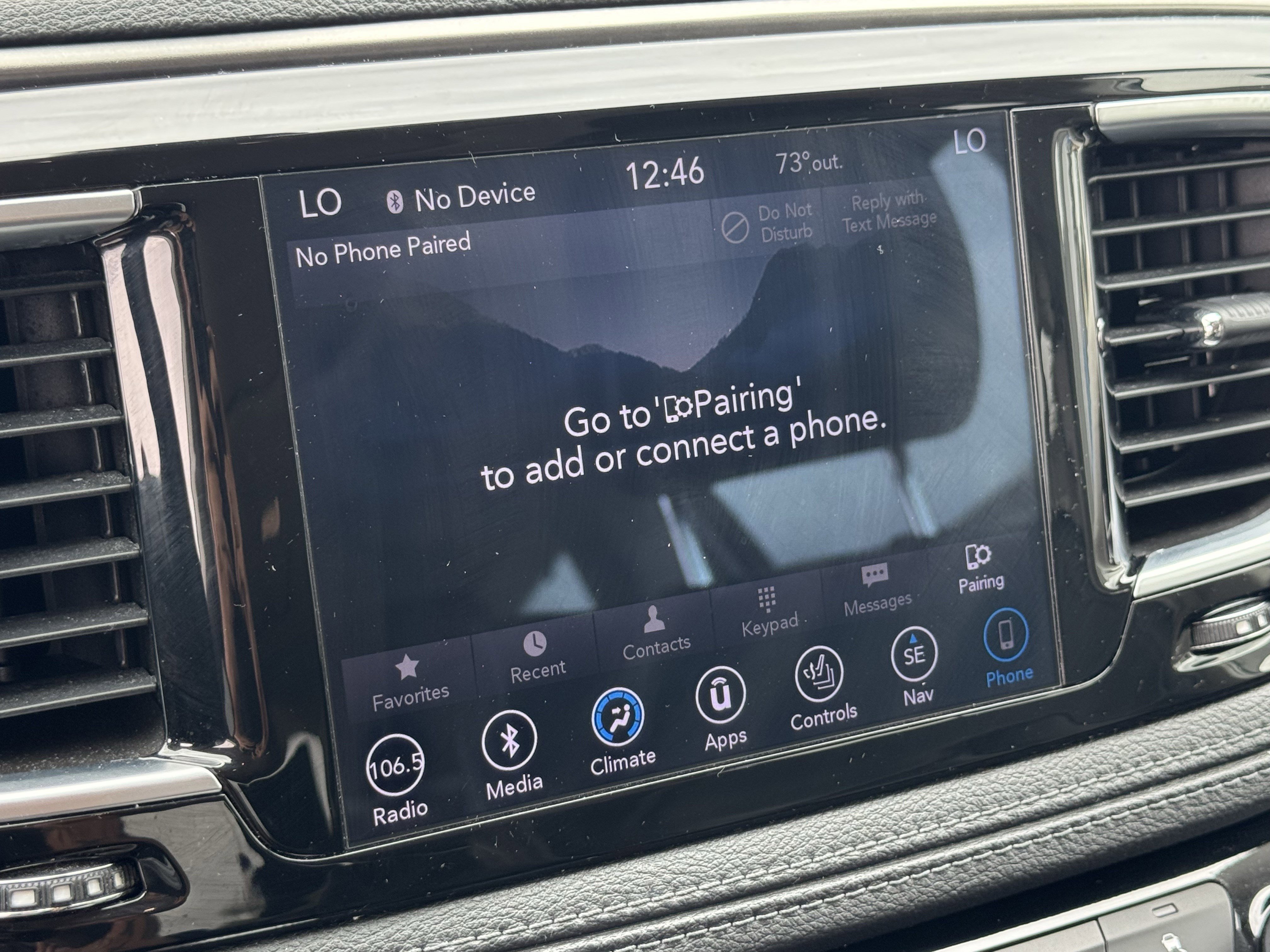 Used 2018 Chrysler Pacifica Limited FWD image 18