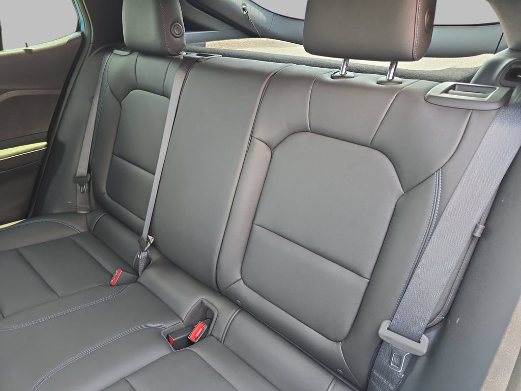 Used 2025 Buick Envista Sport Touring w/ Convenience I Package FWD image 15