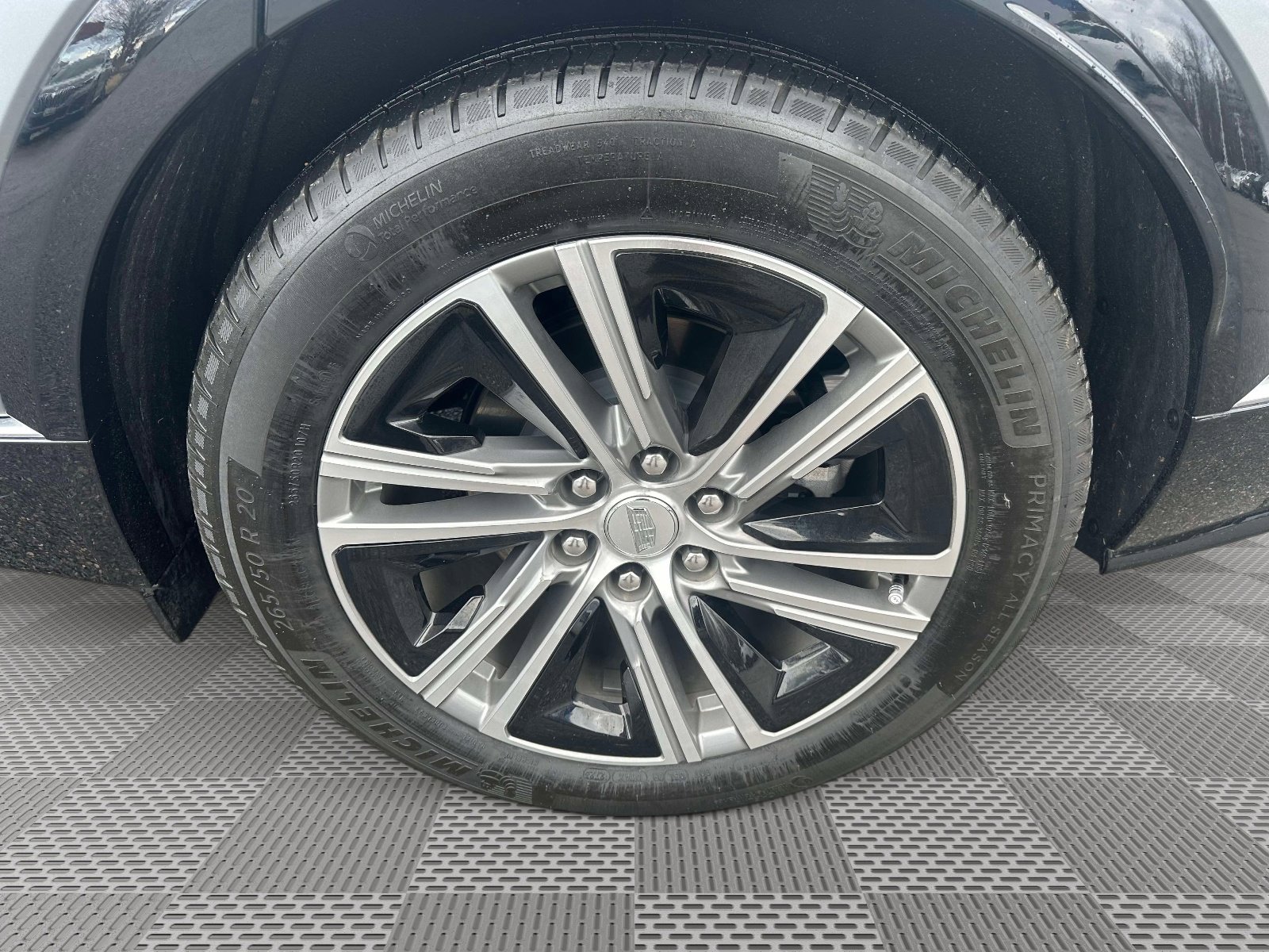 Certified 2024 Cadillac Lyriq Luxury image 35