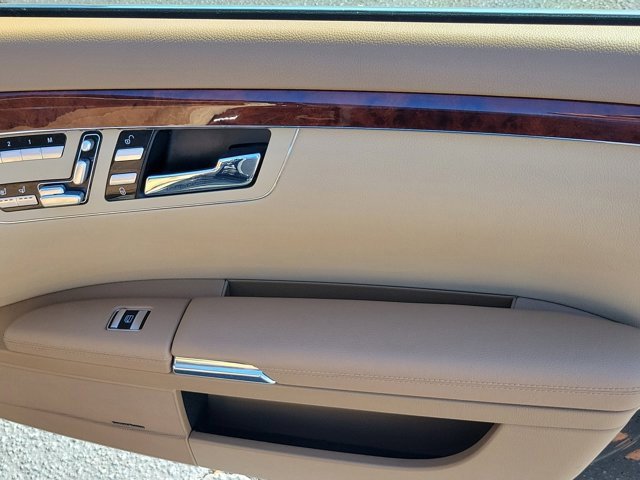 Used 2008 Mercedes-Benz S 550 4MATIC image 8