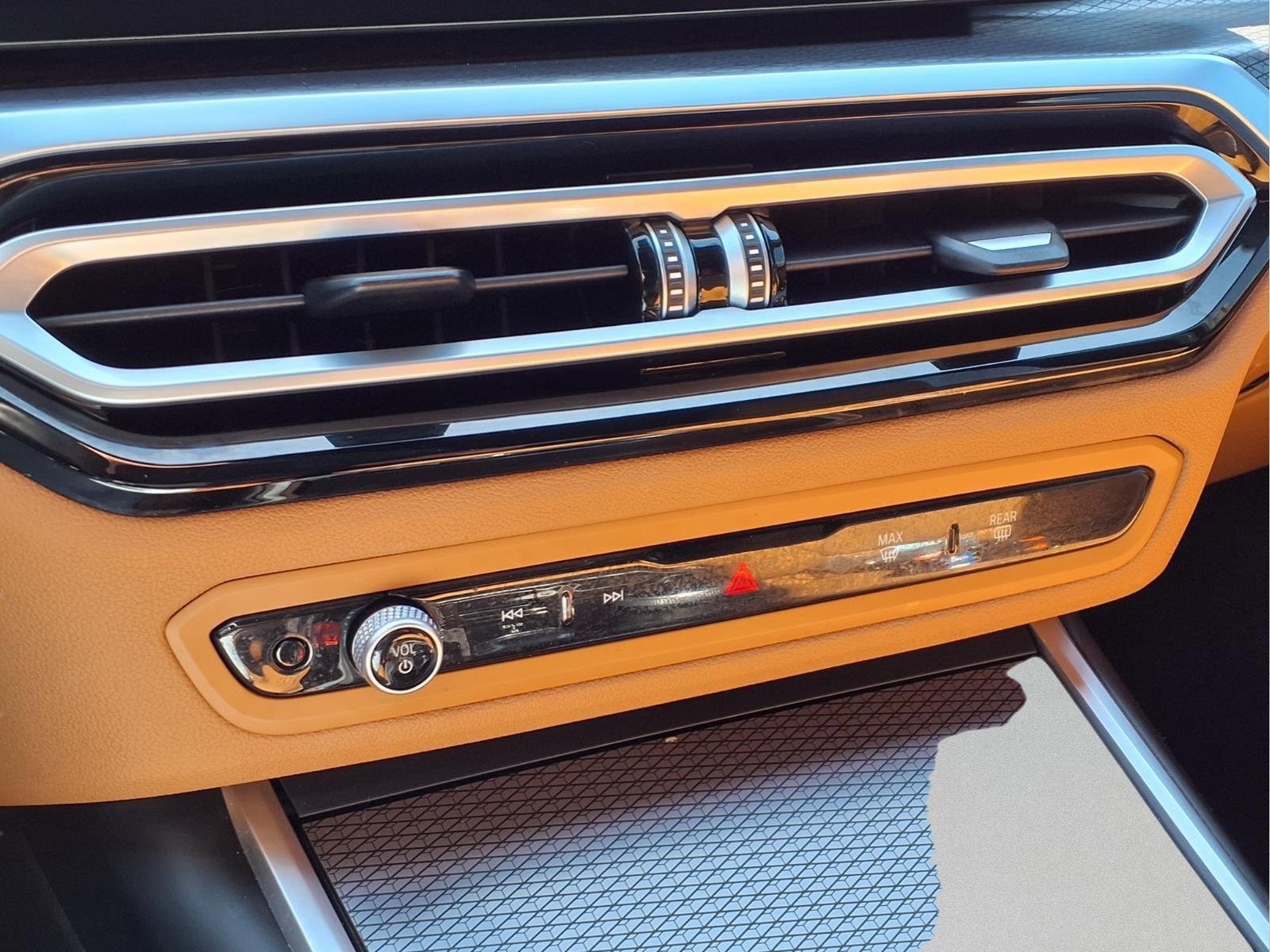 Used 2024 BMW M340i image 20