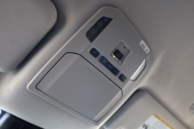 Used 2024 Toyota Highlander LE image 26