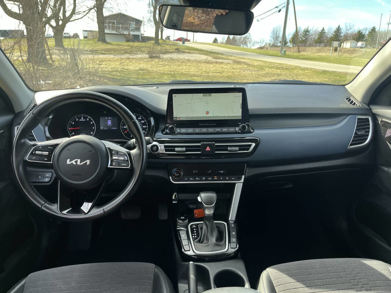 Used 2022 Kia Seltos Nightfall Edition AWD/4WD image 17