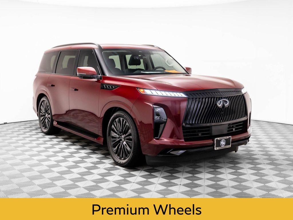 Certified 2025 INFINITI QX80 Luxe image 8