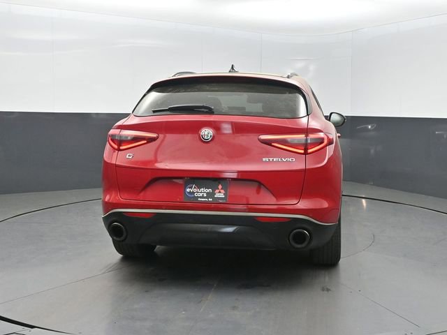 Used 2023 Alfa Romeo Stelvio Sprint AWD/4WD image 32