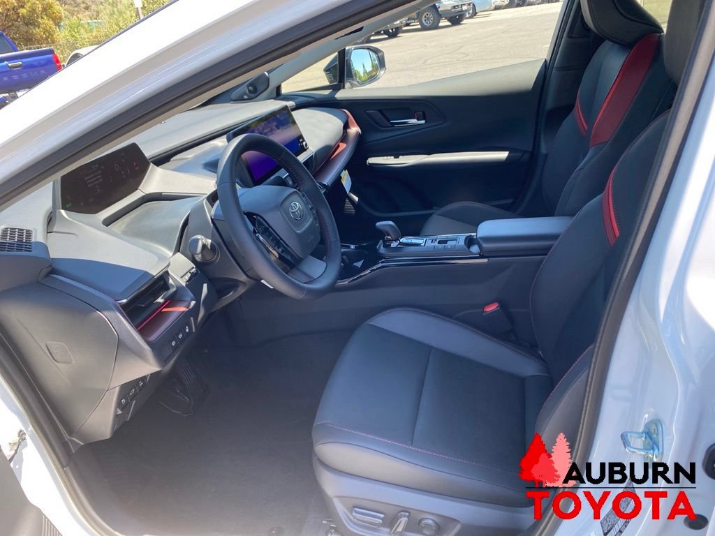 New 2026 Toyota Prius Plug-In Hybrid FWD image 28