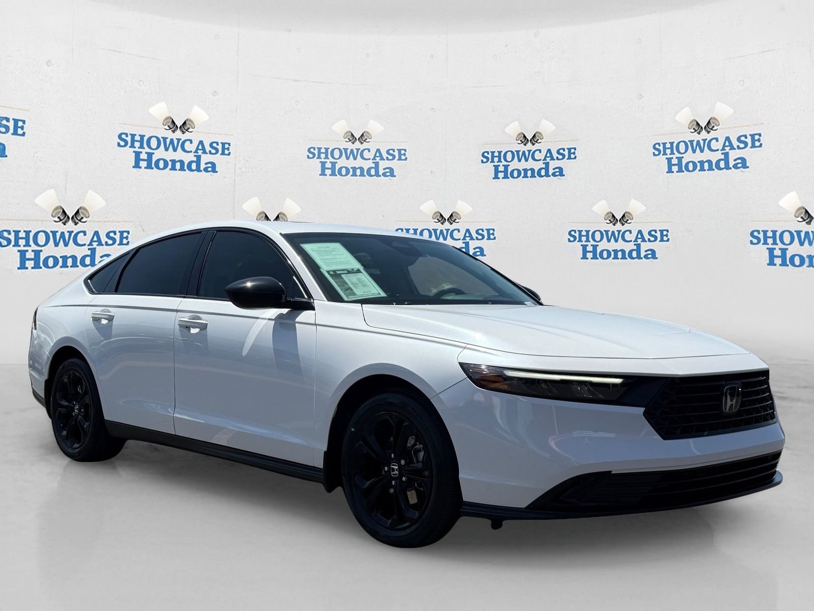 Certified 2025 Honda Accord SE image 10