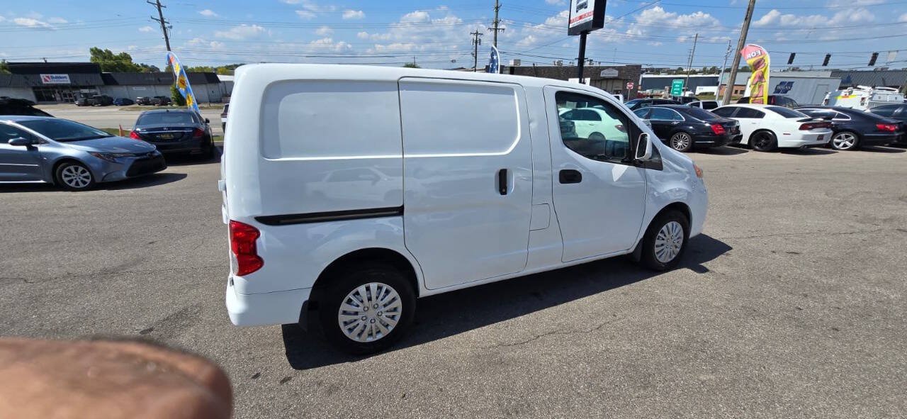Used 2018 Nissan NV200 SV w/ Navigation Package FWD image 5